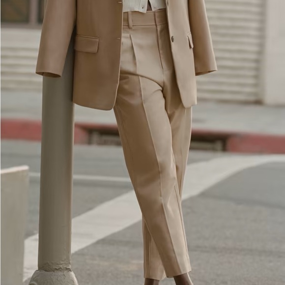 Everlane Draper Tapered Pant Way High Trouser Buttersmooth Tan Khaki Size 2 - Picture 3 of 10